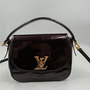 Louis Vuitton monogramVernis Pasadena top handle bag